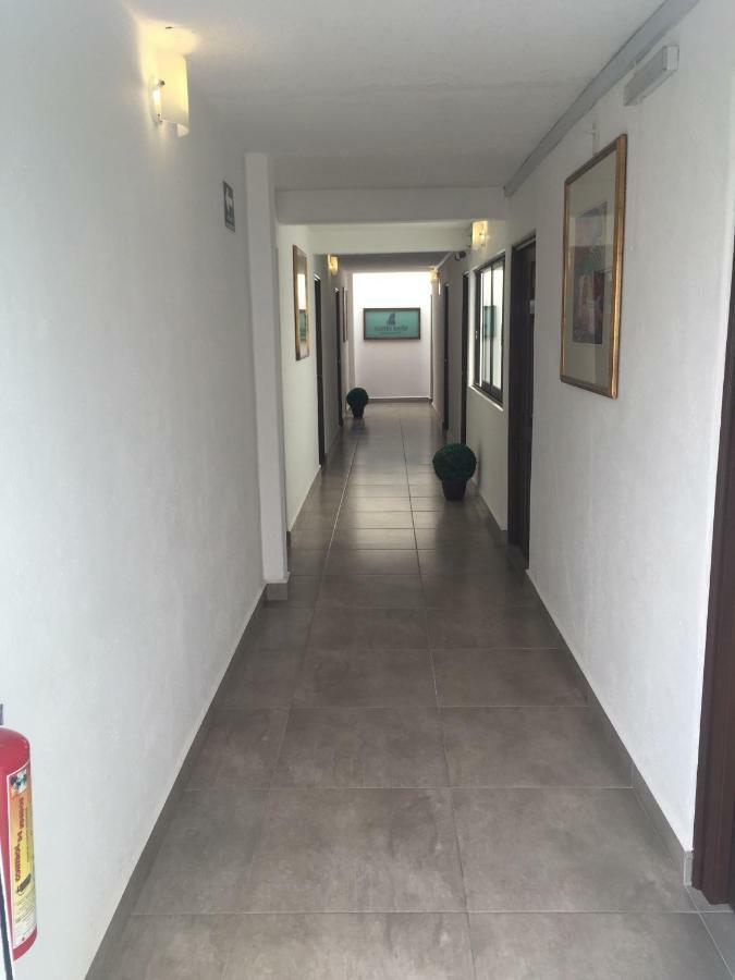 Suites Bajio León de los Aldamas Extérieur photo
